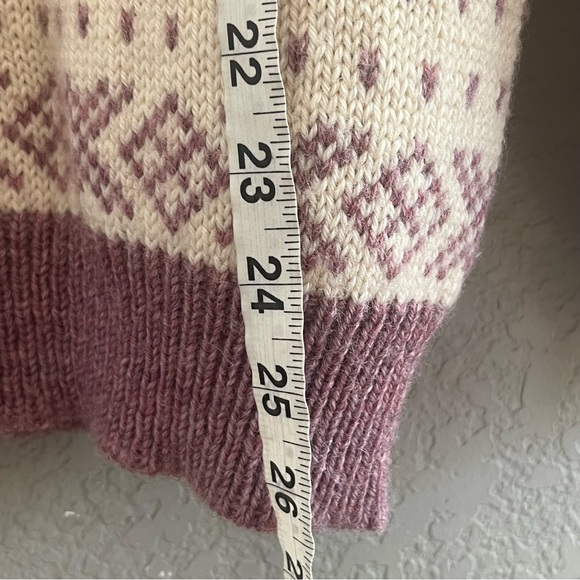 Dale of Norway - Mauve & ivory fair isle cardigan sweater, 42 M - Picture 3 of 10